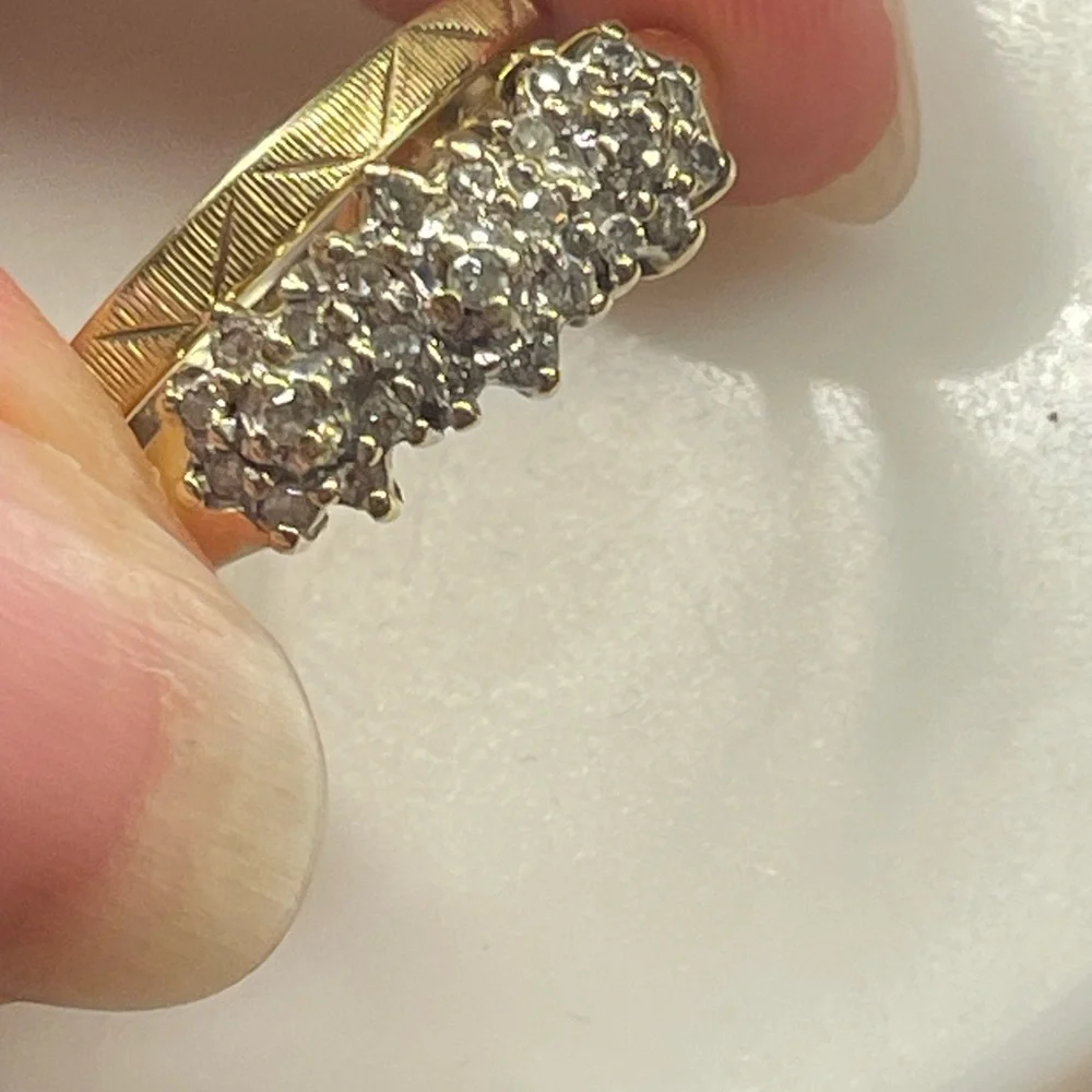 10k gold ring set with genuine diamonds cluster ring can be wedding ring size 6 - Picture 2 of 12
